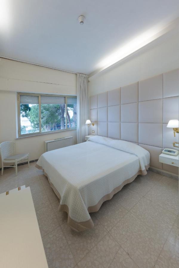 Hotel Numana Palace Esterno foto