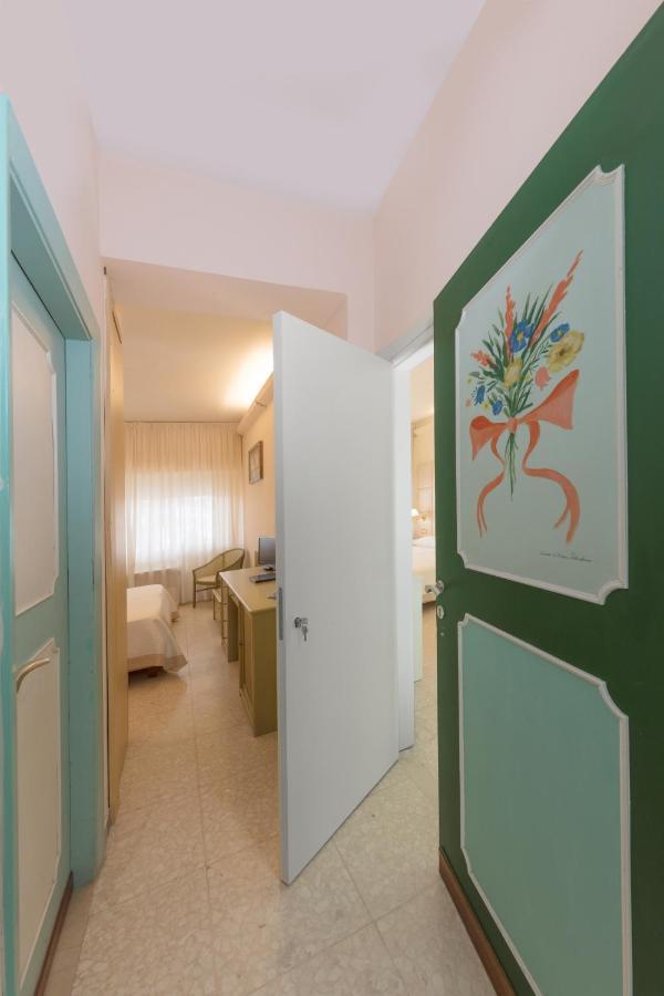 Hotel Numana Palace Esterno foto