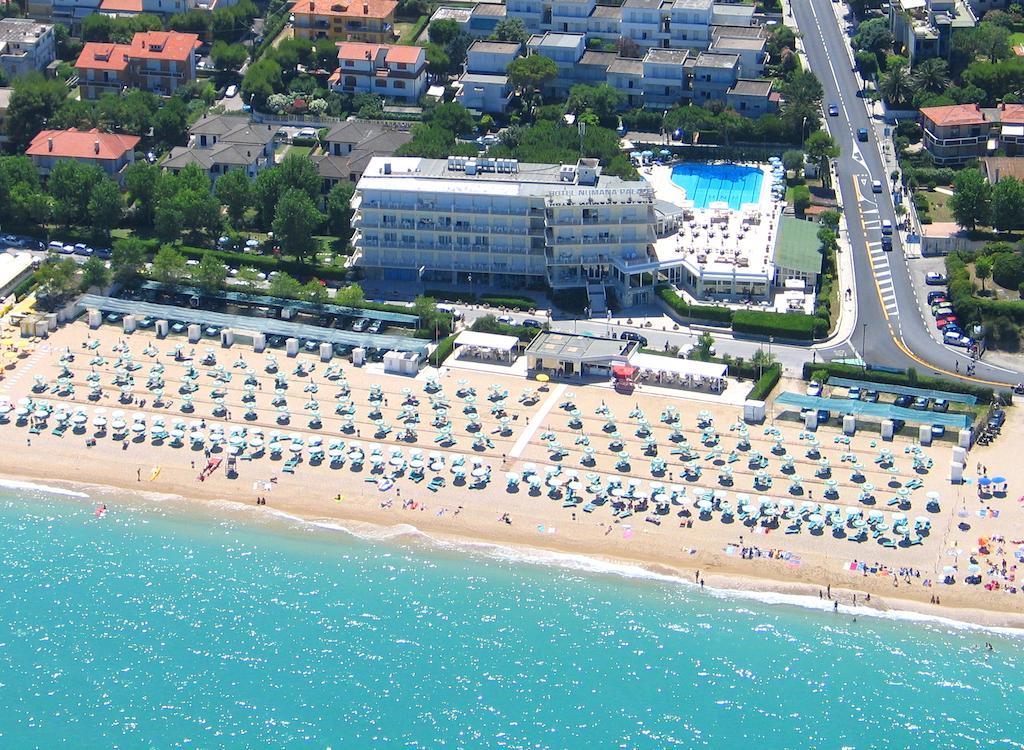 Hotel Numana Palace Esterno foto